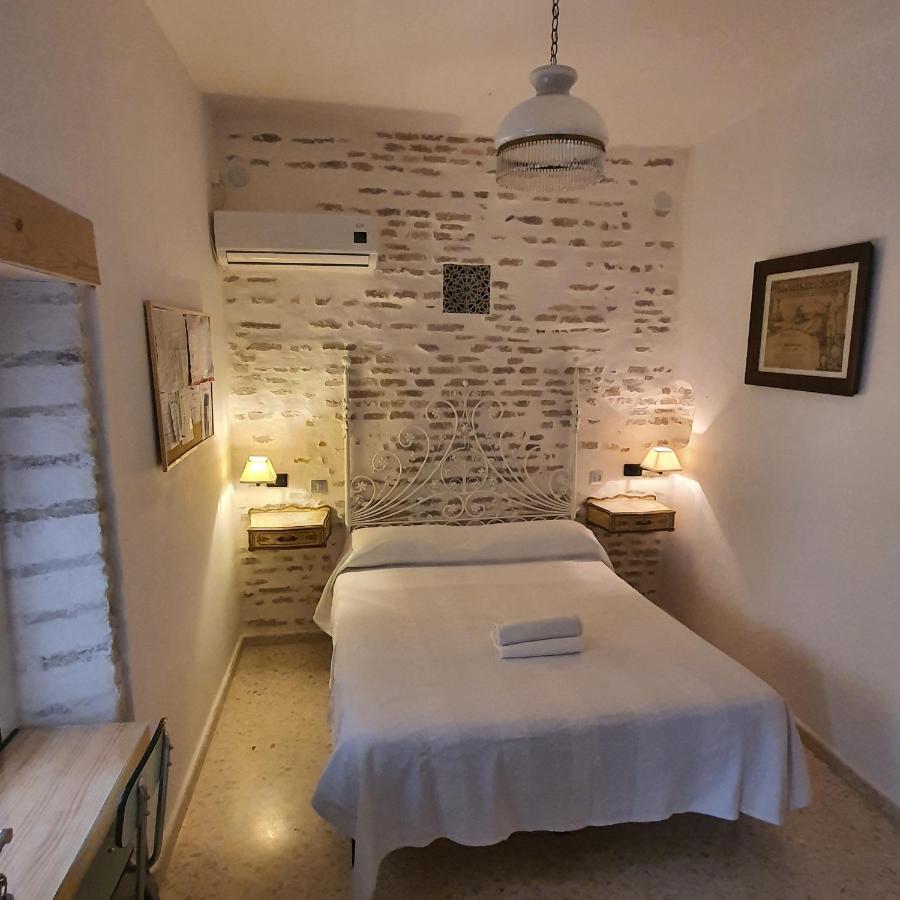Recuerdos De La Abuela Apartment Seville Luaran gambar